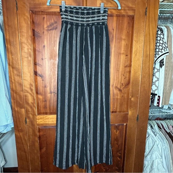 Rewash Pants - Rewash Linen Blend Striped Wide Leg Pants w a Smocked Waistband Boho High Waist